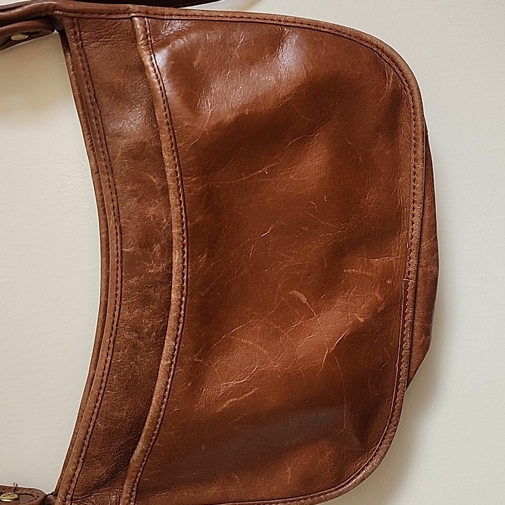 HOBO Vintage Grunge Distressed Rich Brown 100% Genuine Leather Shoulder Bag - Picture 3 of 14